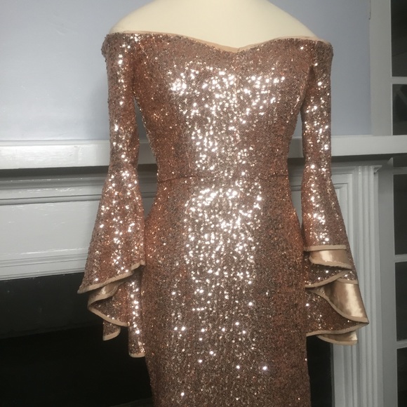 CATHERINE ZETA JONES worn by - Picture 4 of 8